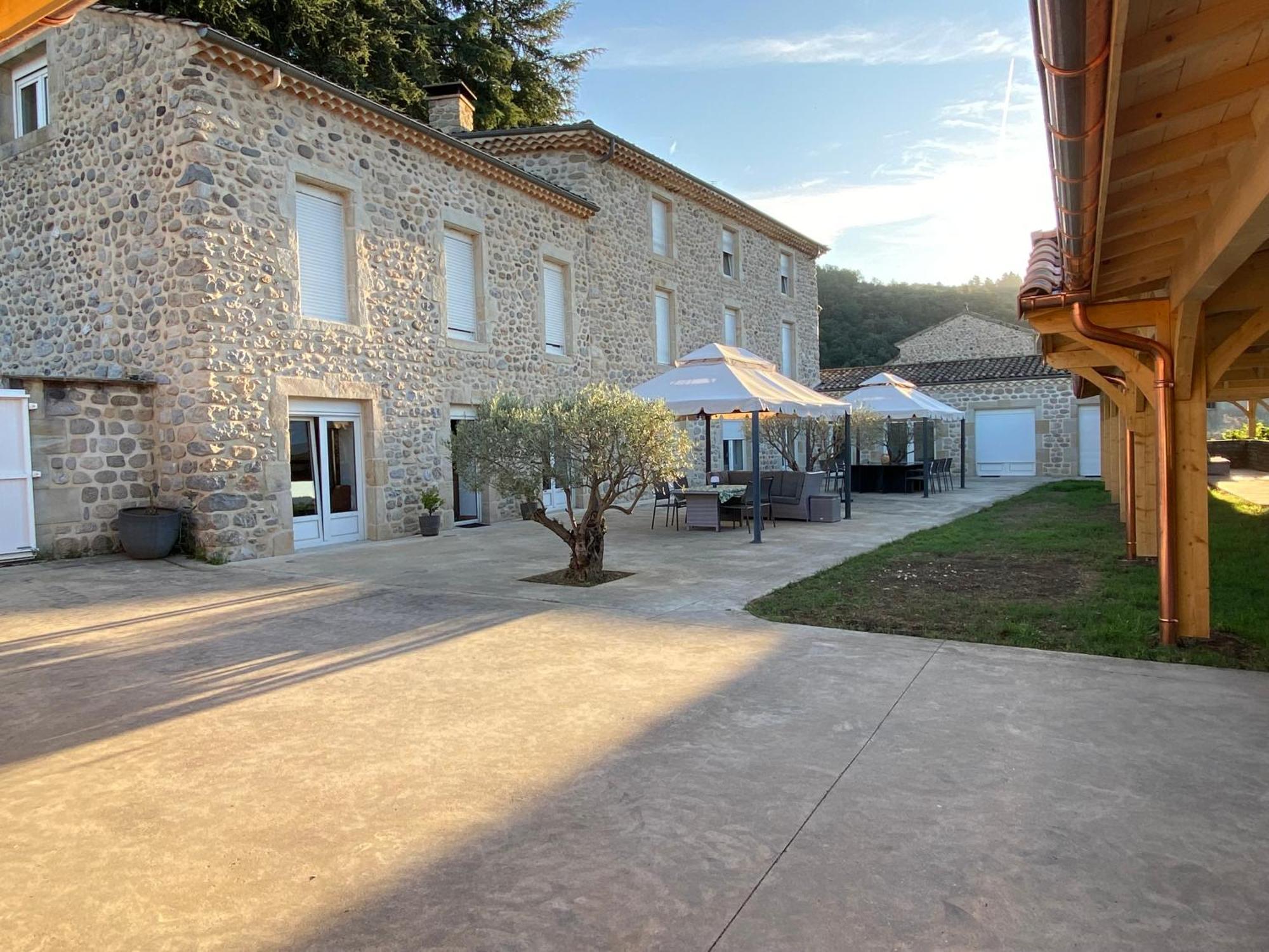 Domaine Les Buis Bed & Breakfast Saint-Fortunat-sur-Eyrieux Exterior photo